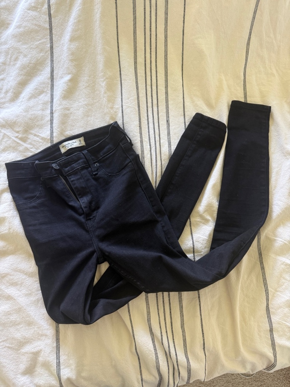 Abercrombie Black High Rise Skinny Jean Jegging